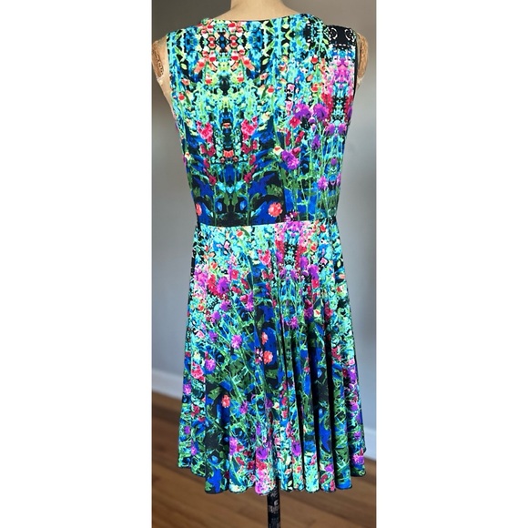 Cynthia Rowley Stretchy Sleeveless Dress 8 - Picture 2 of 10